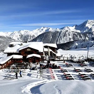 3 Etoiles -restaurant Le Pilatus Апарт-отель Куршевель