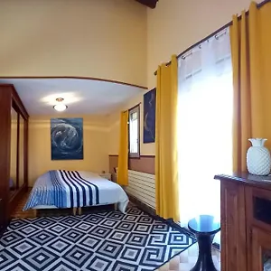 Logement Unique Dans Le Lot Couette-café